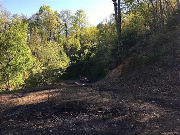 3rd image of 00000 Valley View Dr #11