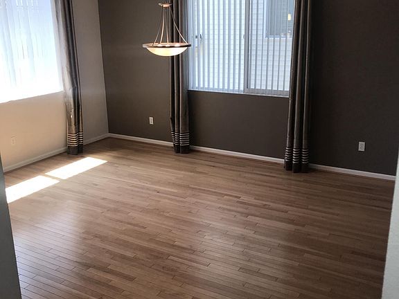 5th image of 4040 S 212th Ct #18