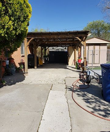 3rd image of 2305 S Keys St