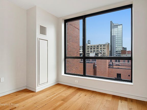 3rd image of 540 W 28th St APT 8J