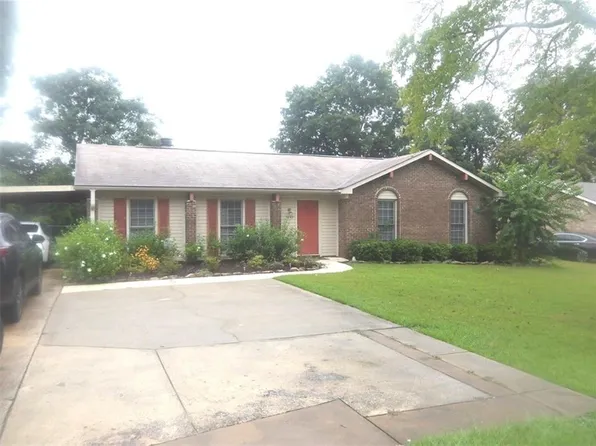 7642 Crescent Dr, Columbus, GA 31909