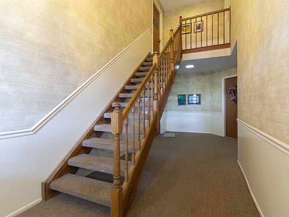 3rd image of 252 Shoreline Cir Unit Z2