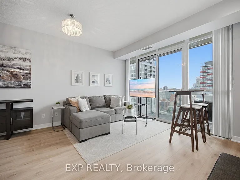 126 Simcoe St #1907 — Photo 16