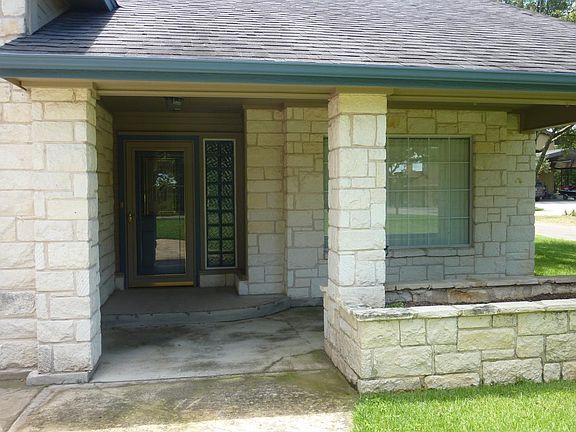 Exterior Entryway