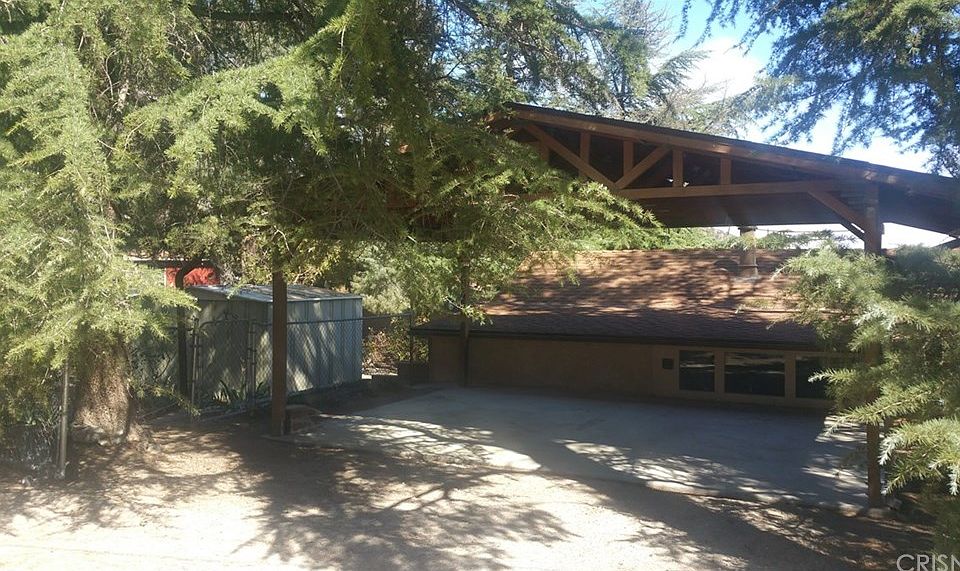 2nd image of 3909 Park View Trl