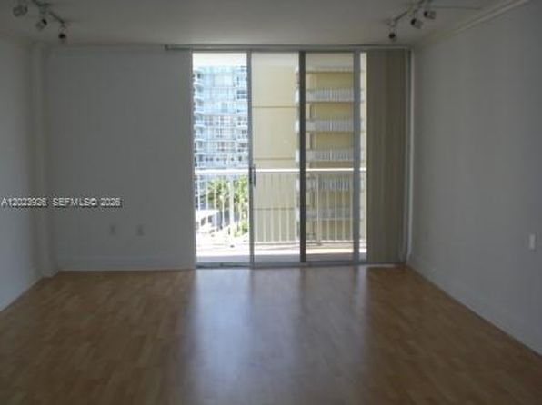 150 SE 25th Rd APT 7D