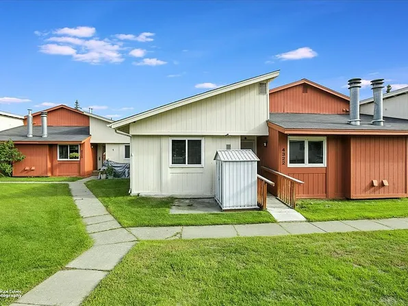 4322 Reka Dr, Anchorage, AK 99508