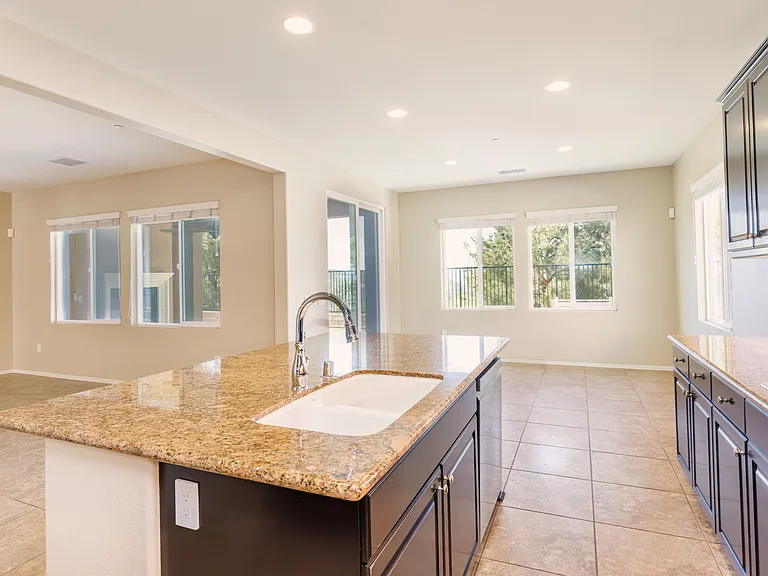19122 Graham Ln — Photo 23
