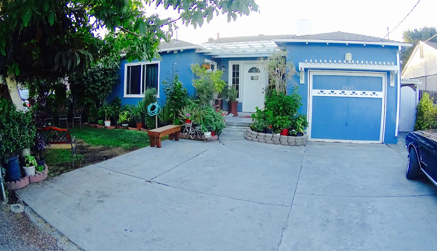 2217 Lincoln St photo 1