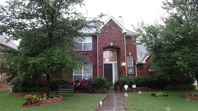 1st image of 15069 Snowshill Dr