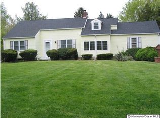 8 Manor Rd, Colts Neck, NJ 07722