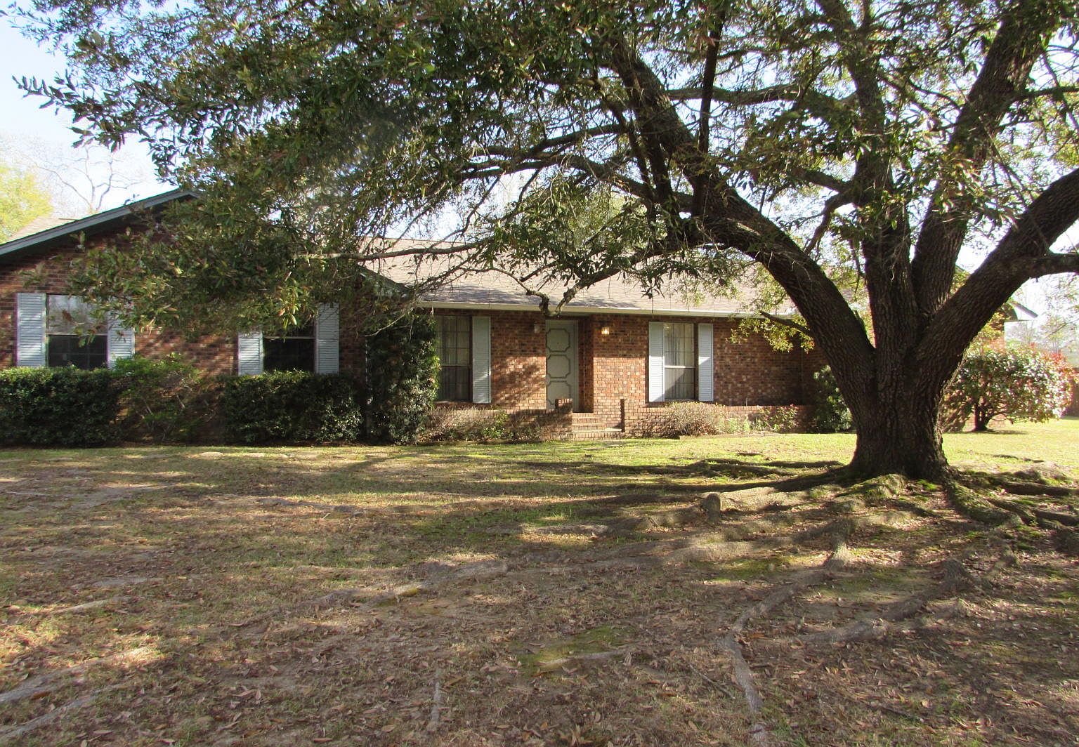 24 Country Club Dr Columbia Ms 39429 Zillow