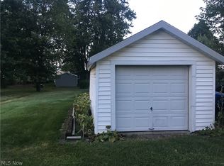 Folmer Pl NE, Canton, OH 44704
