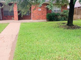 2010 Legacy Ln, College Station, TX 77840
