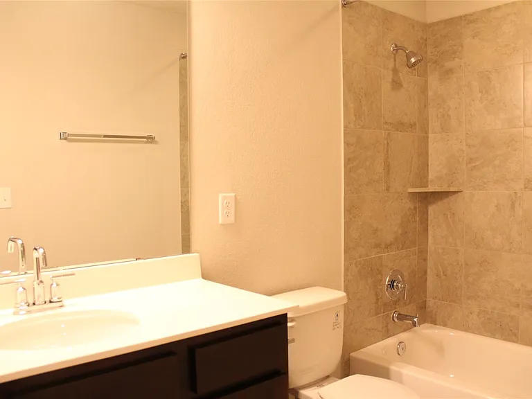 1612 Airedale Rd — Photo 11