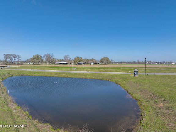 5th image of 112 Tarpon Springs Way