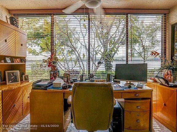 3rd image of 805 Congressional Way #805