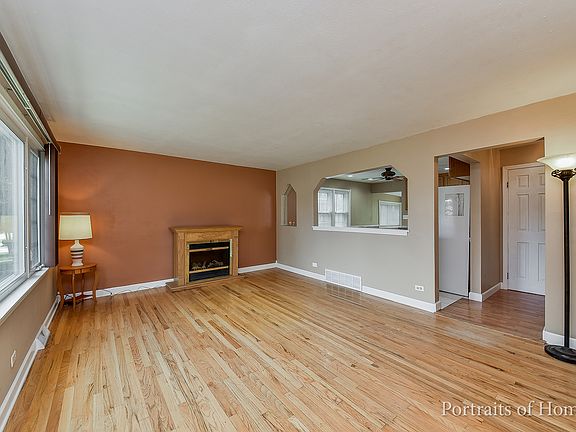 5th image of 258 Ash Ave