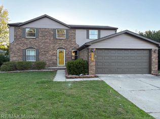 8651 Westchester Ln, Canton, MI 48187