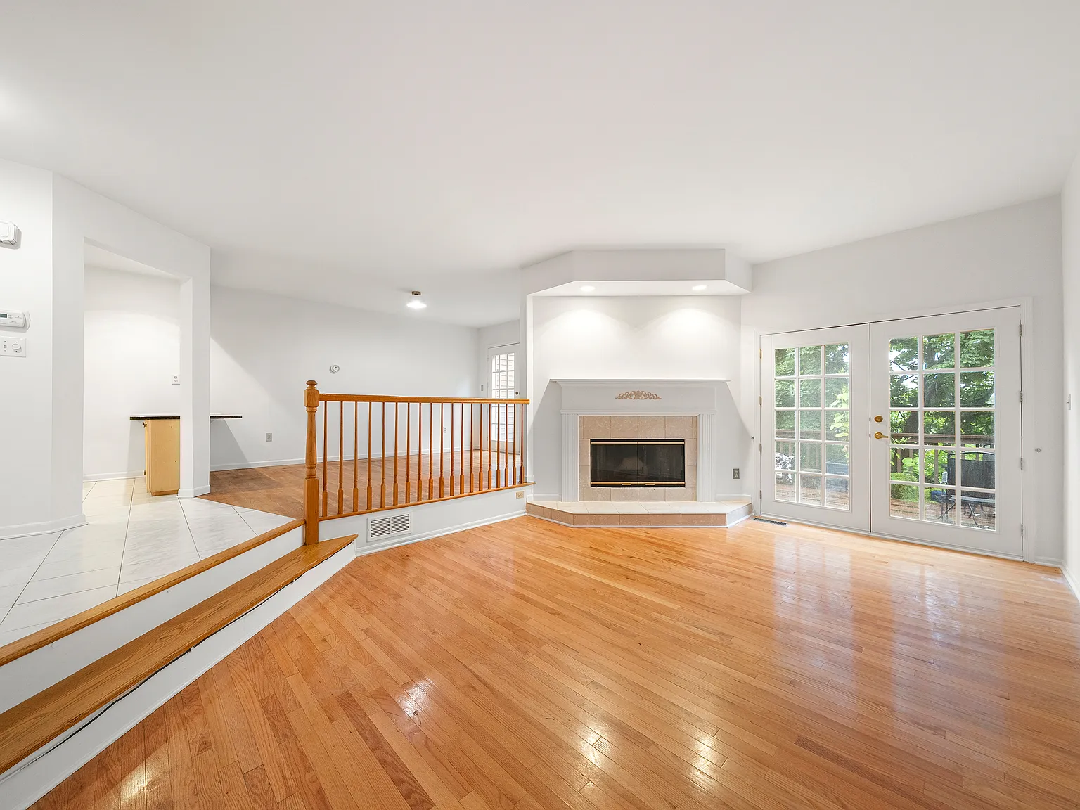 3 bed, $3,550 — Photo 3