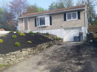 23 Royal Cir, Newburgh, NY 12550