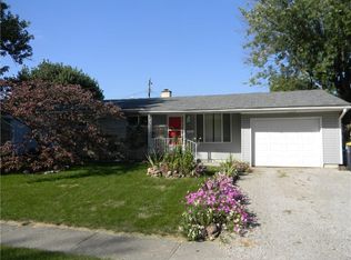 2042 Newcomer Ln, Beech Grove, IN 46107