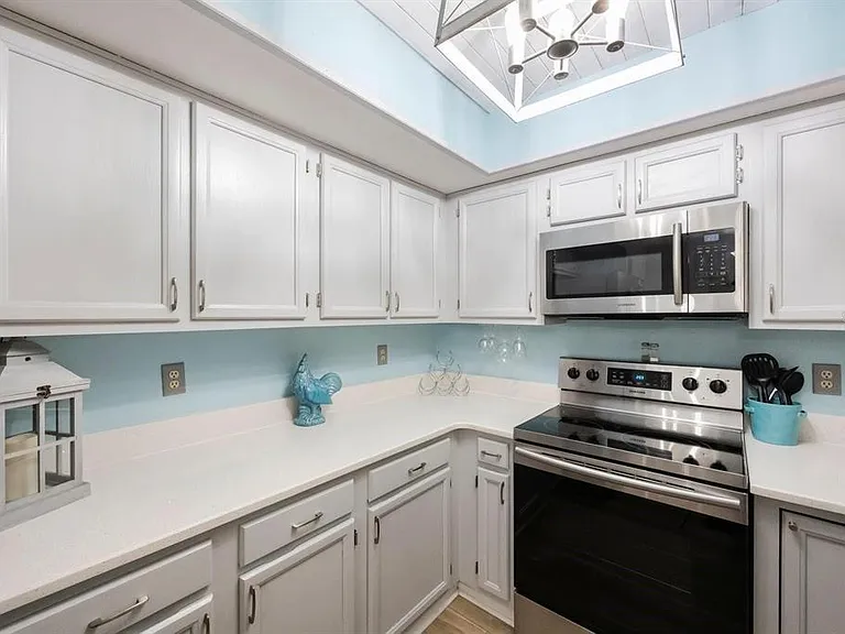 404 Hammock Pine Blvd #404 — Photo 15