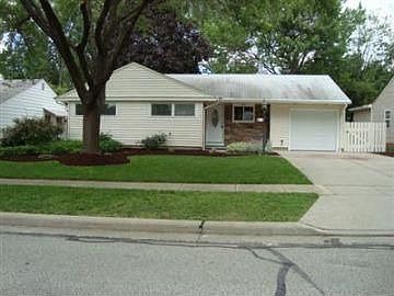 1st image of 9574 Newkirk Dr