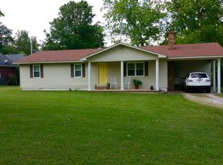 71 Main St, Rienzi, MS 38865