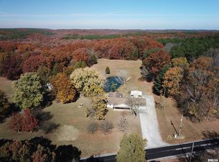 253 Water Tower Rd, Stonefort, IL 62987