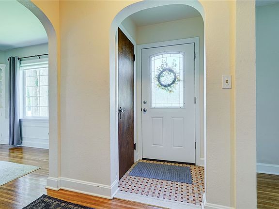 4th image of 3705 Chili Ave