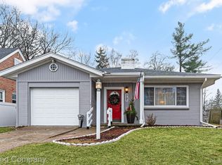 4185 Motorway Dr, Waterford, MI 48328