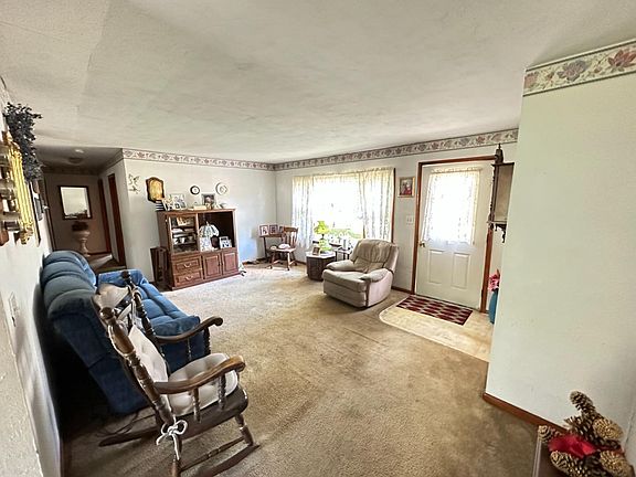 5th image of 319 Ida Cir