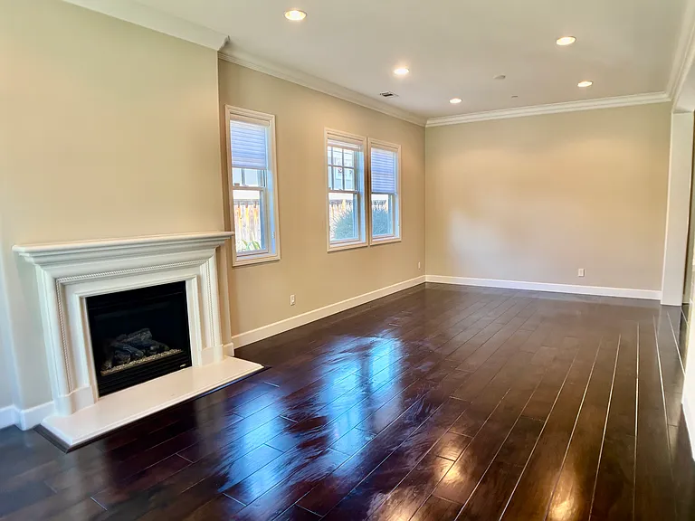 140 Levin Ave — Photo 9