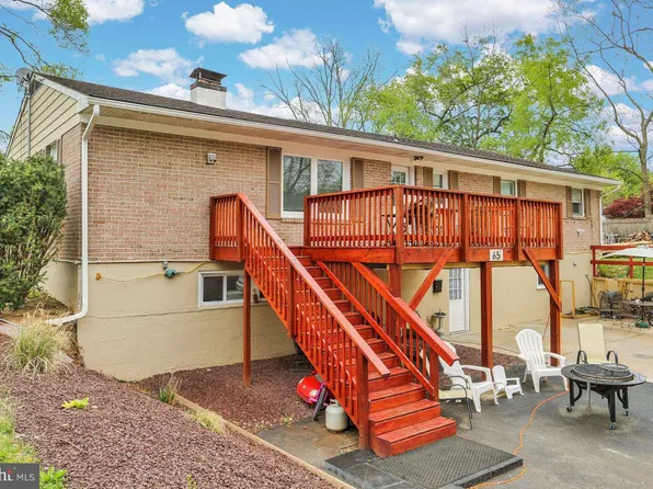 65 Clay Slate Rd, Oley, PA 19547