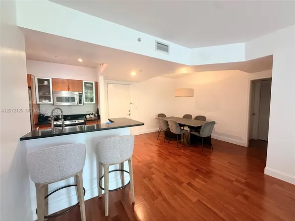 2775 NE 187th St APT 313, Aventura, FL 33180