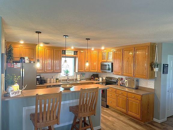 3rd image of 312 N 3rd St