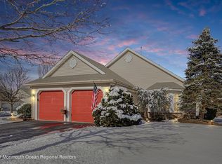 15 Pine Valley Rd, Lakewood, NJ 08701