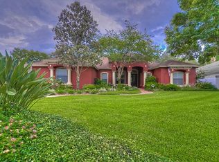 1414 Kensington Woods Dr, Lutz, FL 33549