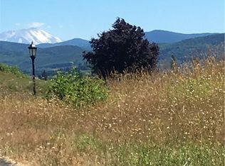 107 Hummingbird Ln, Silver Creek, WA 98585