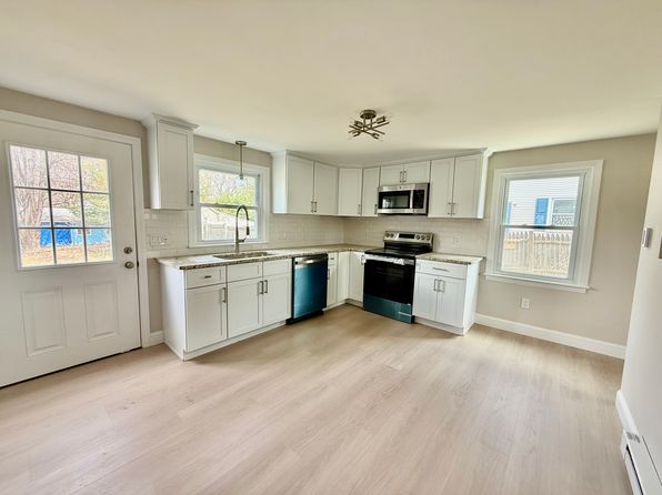 104 Dubois St #104