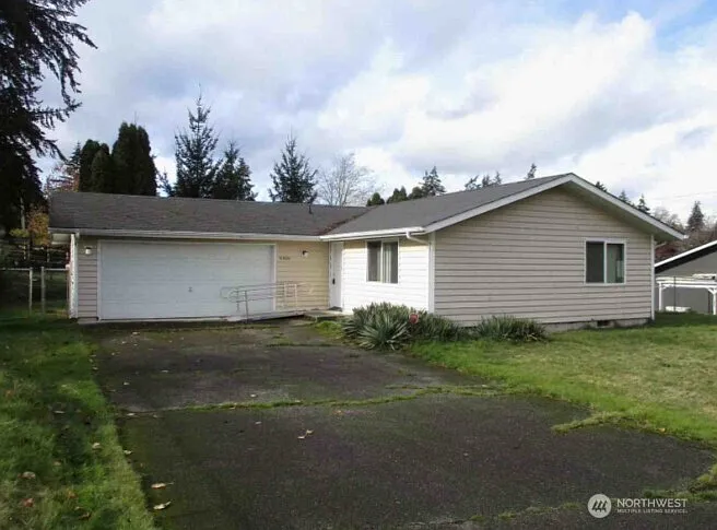 16806 9th Avenue E photo 1