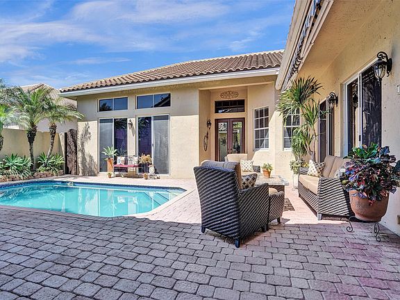 4th image of 16407 NW 16th Street