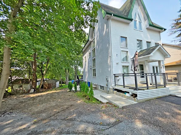 260 Metro Rd N #B, Georgina, ON L4P 3C8