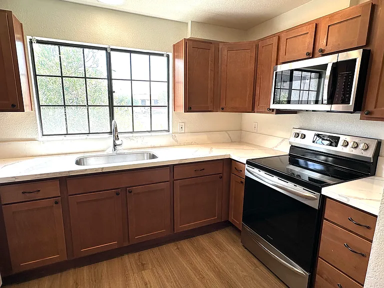 15402 N 28th St #222 — Photo 3