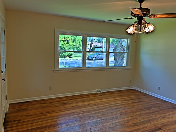 4th image of 507 Woodland Dr