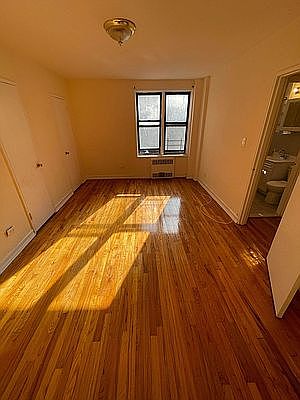 4th image of 8330 118th St APT 5