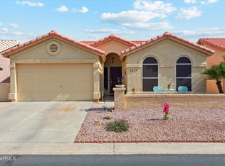 6877 S Oakmont Dr, Chandler, AZ 85249