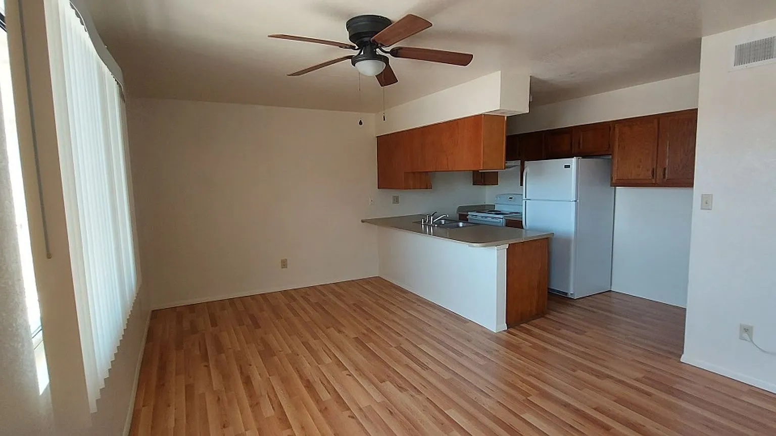 Hagerty 2110 — Photo 1