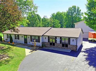 3530 Cadwallader Sonk Rd, Cortland, OH 44410